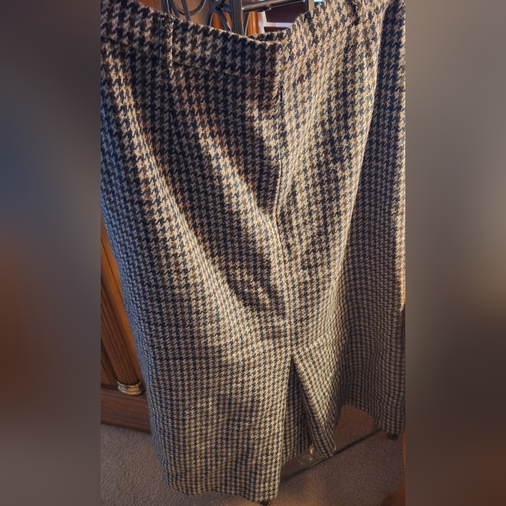 SALE Plaid Countryside Burberrys 100% Wool Long Skirt Made in England Size 2 - Picture 6 of 16